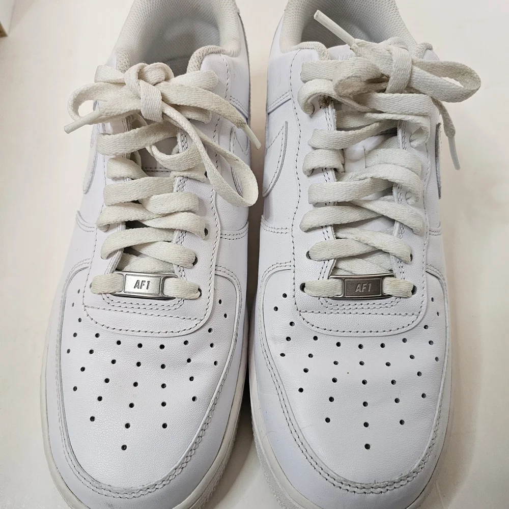 Nike White Athletic Shoes - Picture 13 of 16